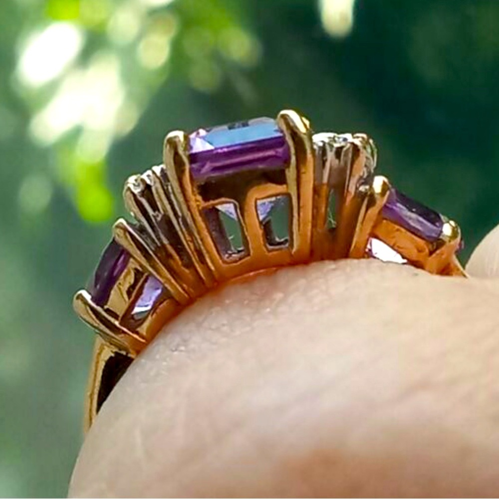 Genuine 14K Yellow Gold & Emerald-Cut Amethyst Antique Diamond Ring, Size 6.25 - Picture 3 of 9